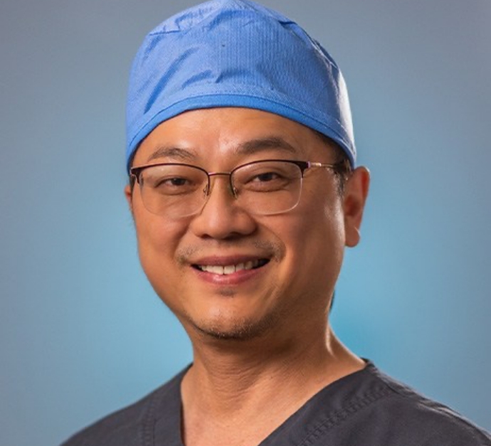 Dr. Michael Ahn